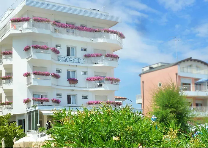 Hotel Oxford 4*